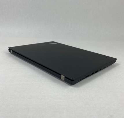 Lenovo t14 ryzen 5 image 4
