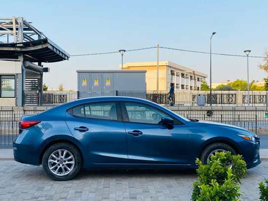 MAZDA 3 2018 image 11