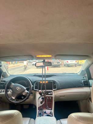 Toyota Venza 2011 4*4 l V6 image 4
