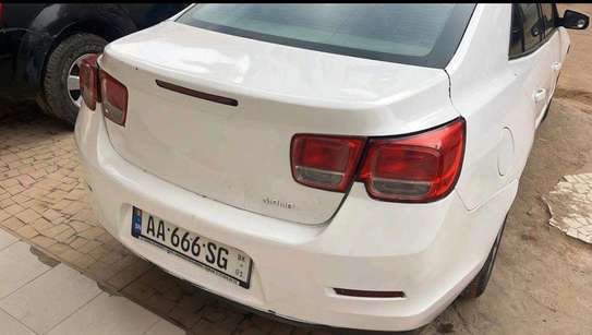 Chevrolet malibu image 5