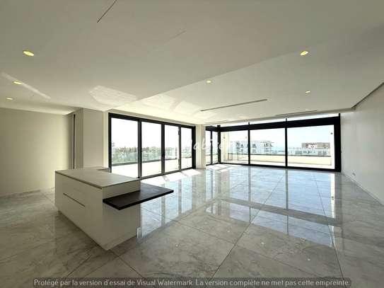 Duplex de 400m2 à louer à Fann Résidence image 3