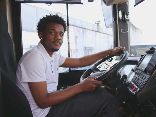 Conducteur professionnel image 1