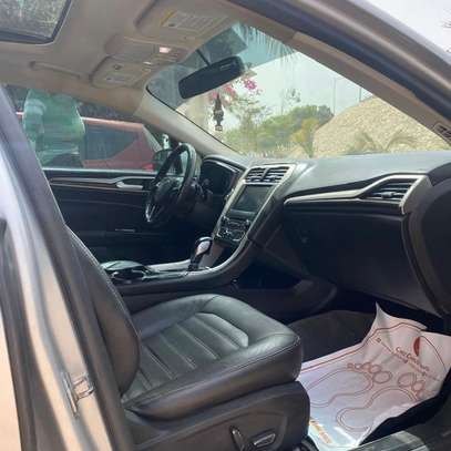 Location ford fusion image 7