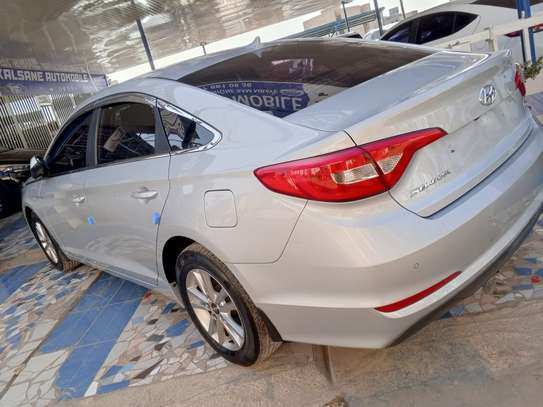 Hyundai sonata 2017 full options image 5