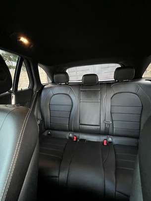 MERCEDES GLC 300 2018 image 11