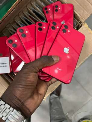 Apple iPhone 11 reconditionnés couleurs variées image 7