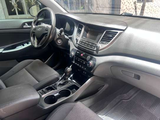 Hyundai Tucson image 5