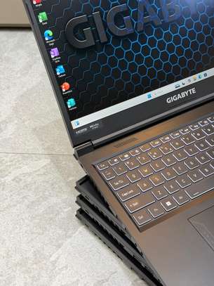 GIGABYTE G6 KF image 3
