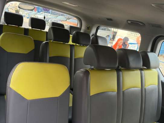 Hyundai Starex 15 places 2017 image 8