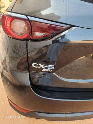 Je vend ma Mazda cx5 2021 automatic essence image 8