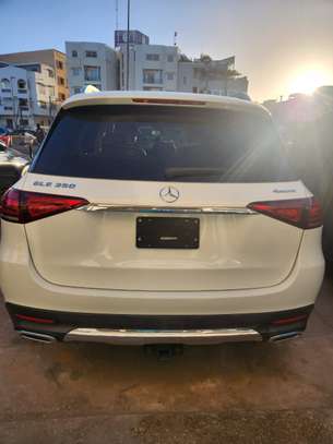 Très belle Mercedes-Benz image 1