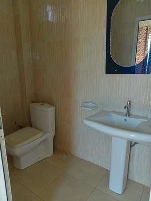 Villa R+2 de 300 m² à louer à stèle Mermoz image 6