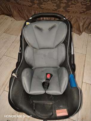 Chaise auto bébé image 2