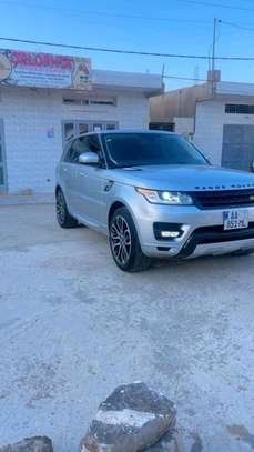 Range rover sport image 3