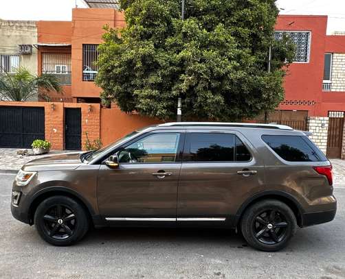 Ford explorer image 6