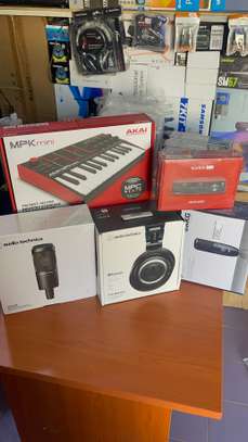 Matériels pour studio musical et podcast image 2