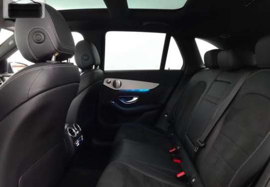 Mercedes-Benz GLC 250 d AMG Line image 3