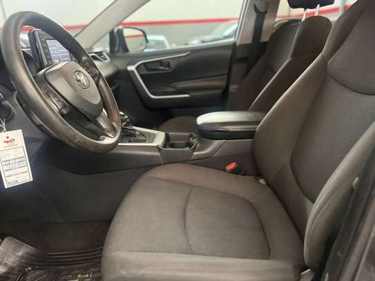 2022 / TOYOTA RAV4 VENANT XL image 9