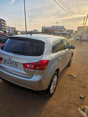 Mitsubishi rvr image 3