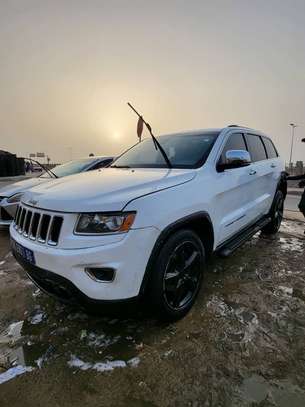 Jeep Grand cherokee 2014 limited full option 4x4 image 4