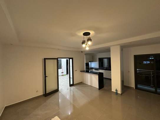 Appartement F4 avec dépendance  à Ngor-Almadies image 1