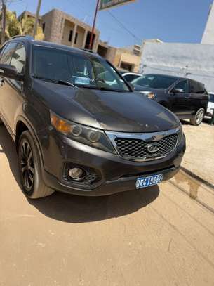 kia sorento image 9