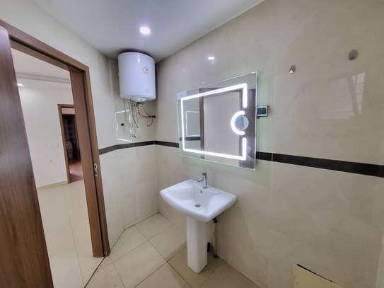 Appartement moderne à Amitié 2 image 10