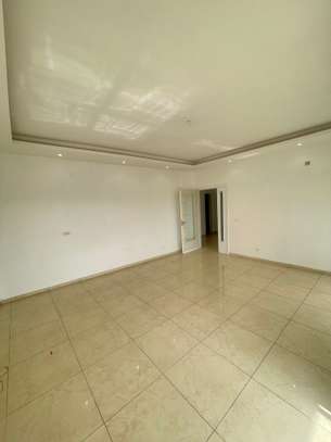 Magnifique appartement F4 à louer image 7