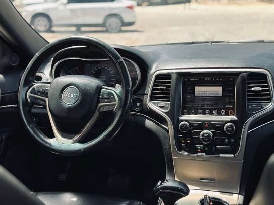 JEEP GRAND CHEROKEE LIMITED image 15