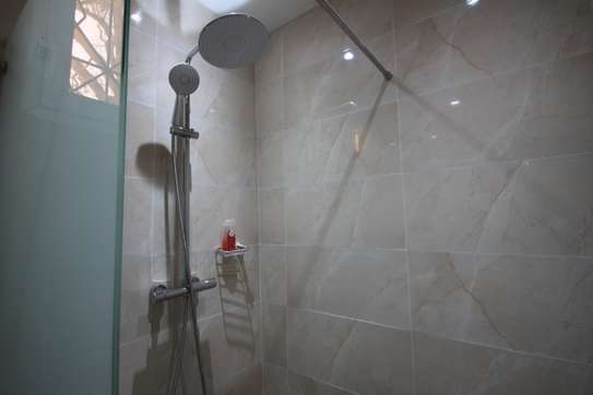 Villa de prestige Ngaparou image 10