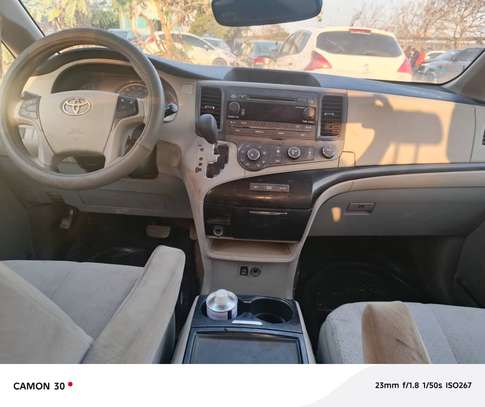 Toyota année 2013 image 4