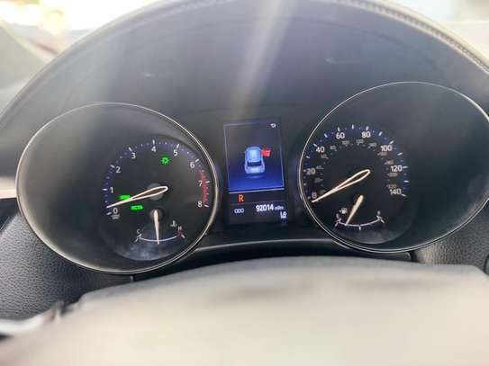 Toyota C-HR 2019 image 14