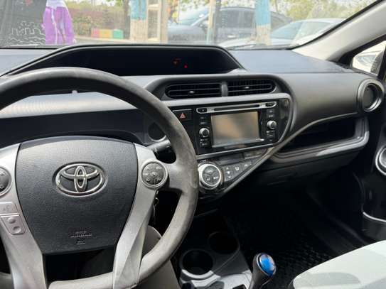 Toyota Prius hybride 2017 image 4