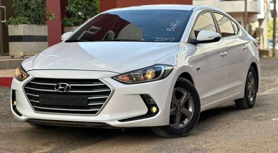HYUNDAI AVANTE 2017 image 1
