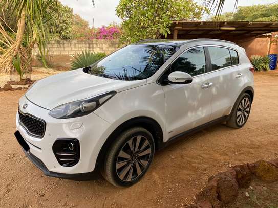KIA SPORTAGE FULL OPTION image 3