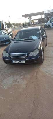 Mercedes C220 CDI image 1