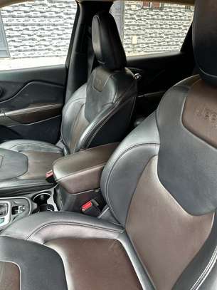 JEEP CHEROKEE 2015 Full Option image 9