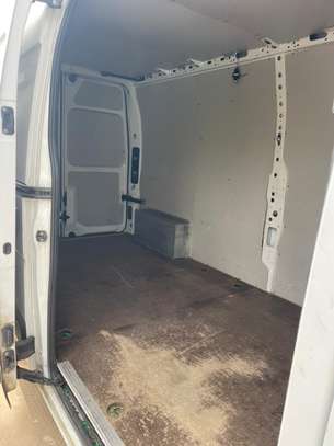 Renault Master fourgon utilitaire grand volume blanc image 9