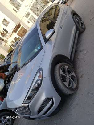 HYUNDAI TUCSON LTD image 1