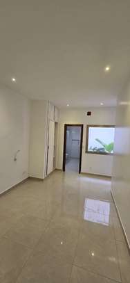 2 CHAMBRES A LOUER A NGOR image 14