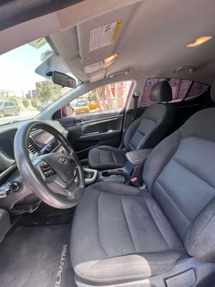 HYUNDAI ELANTRA  2017 image 7
