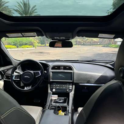 Jaguar  Modèle:F-pace R-sport  Année:201 image 6