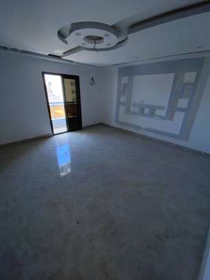 Appartement F4 à louer aux Maristes image 3