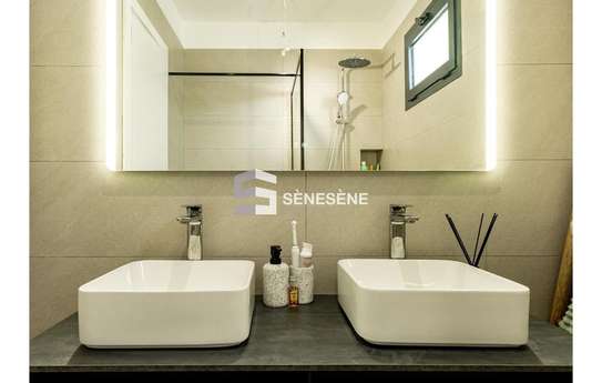 Bel appartement aux almadie image 7