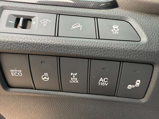 Hyundai Santefe image 15