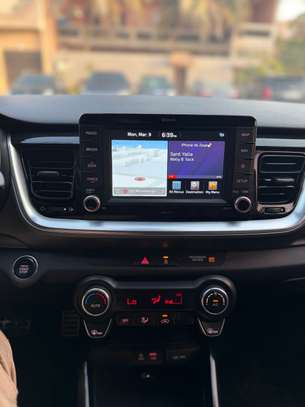 Kia stonic image 5