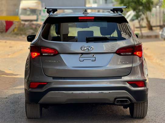 Hyundai santafe 2017 image 6