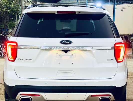 FORD EXPLORER PLATINUM 2017 image 2