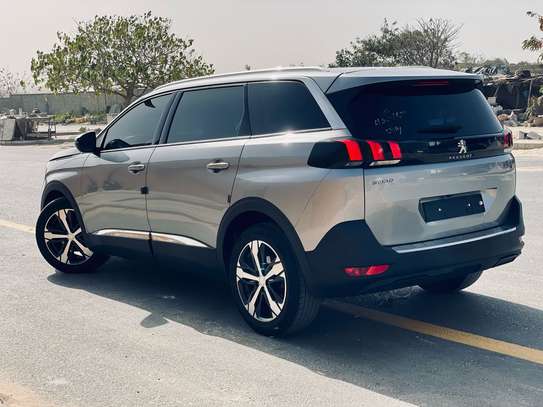 PEUGEOT 5008 / 2018 DIESEL image 5