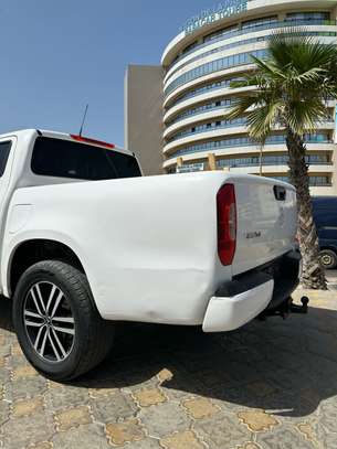 MERCEDES l200 2018 image 14
